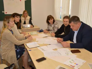 Дарят детям добро